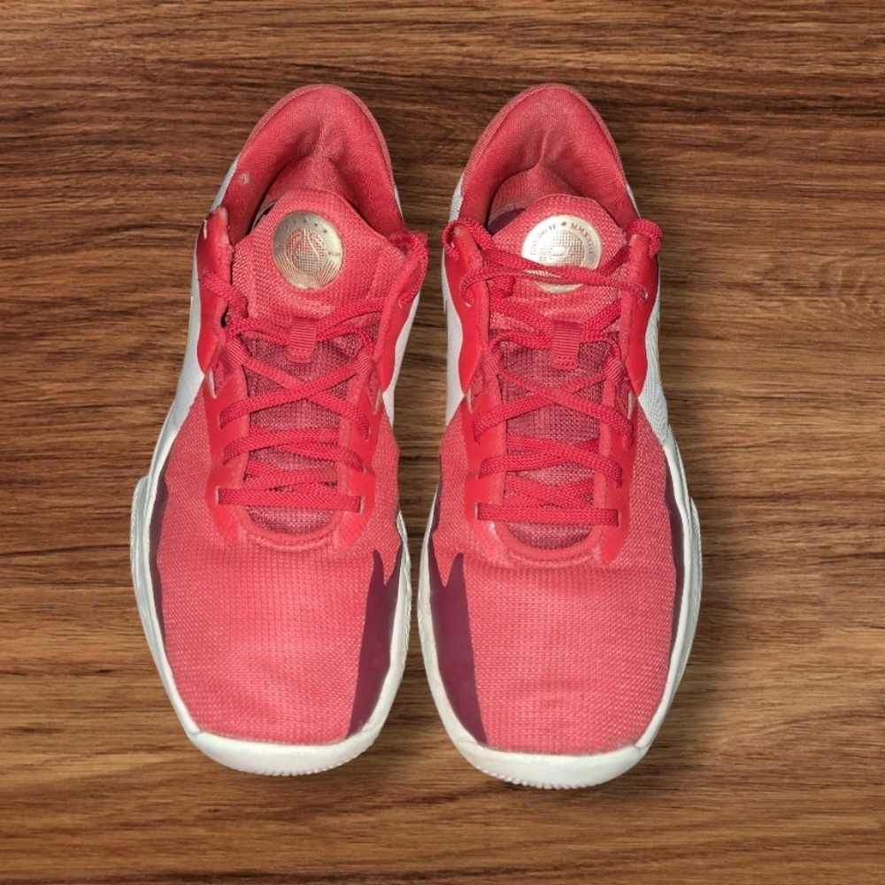 Nike Red and Gold Sneakers - Picture 5 of 8